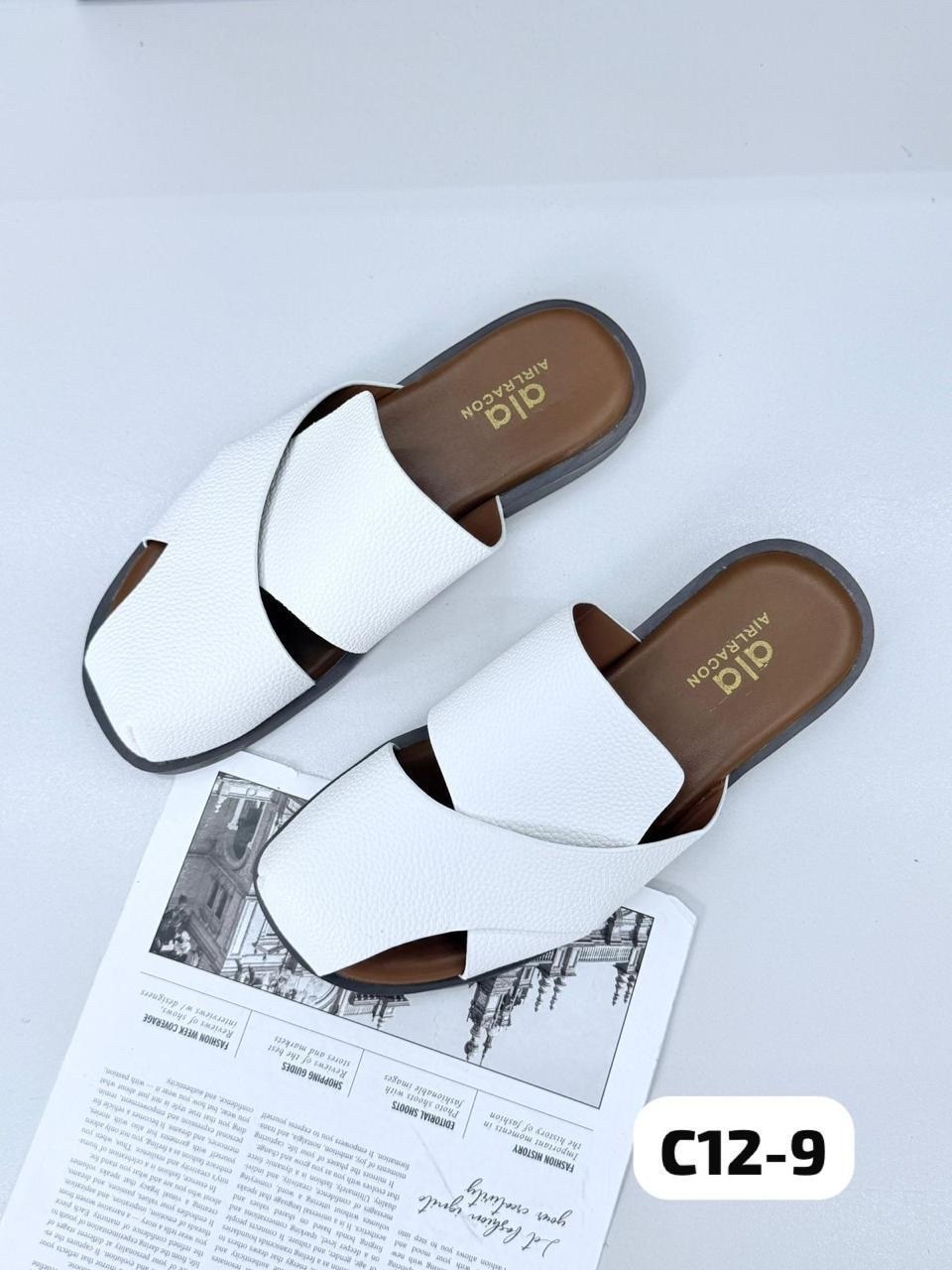 ,шлепанцы женские,шлепки женские,модные шлепанцы,шлепанцы летние