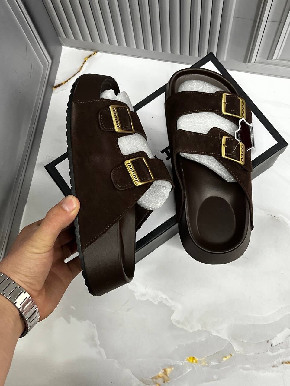 ,шлепанцы женские,модные шлепанцы,женские сандалии,сандалии