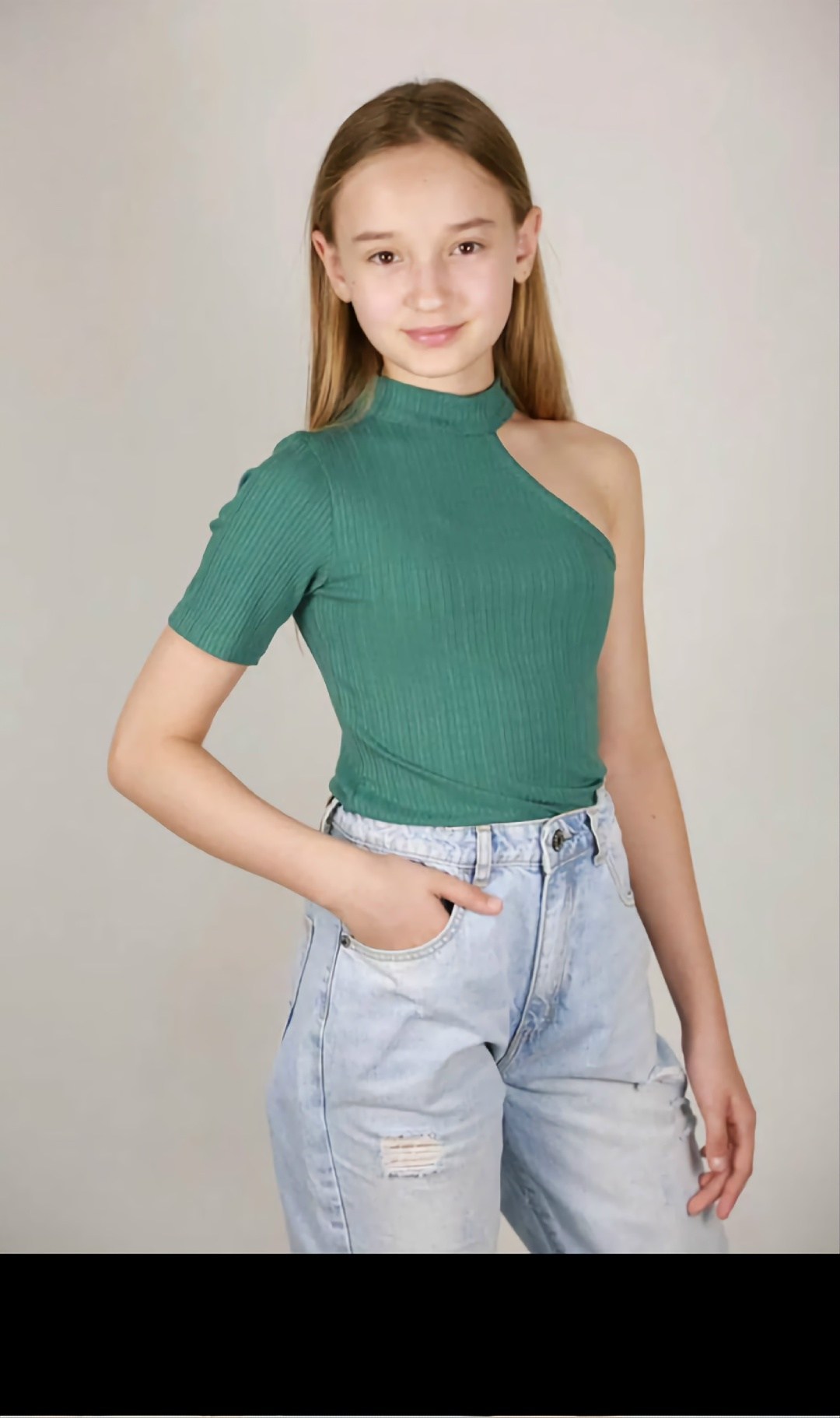 блуза для девочек,блузка школьная,кофта,платье лапша для девочки,кофта с одним рукавом