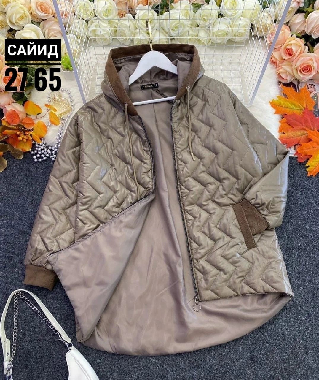 удлиненная куртка,стеганая куртка с капюшоном 64-72,куртка женская,куртка стильная,демисезонная куртка женская