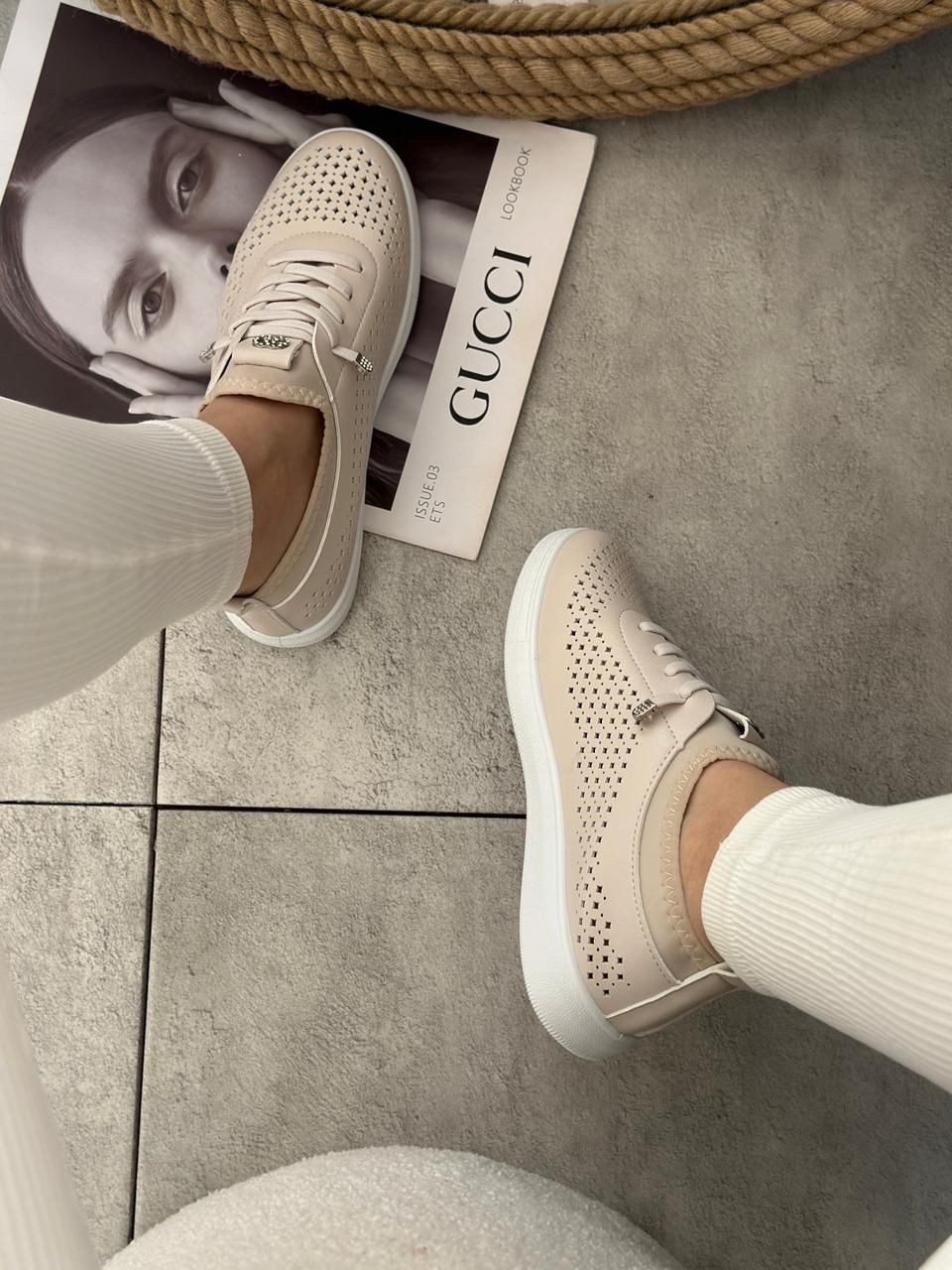 ,кроссовки женскиe, женская,кеды кожаные с перфорацией,кеды кроссовки