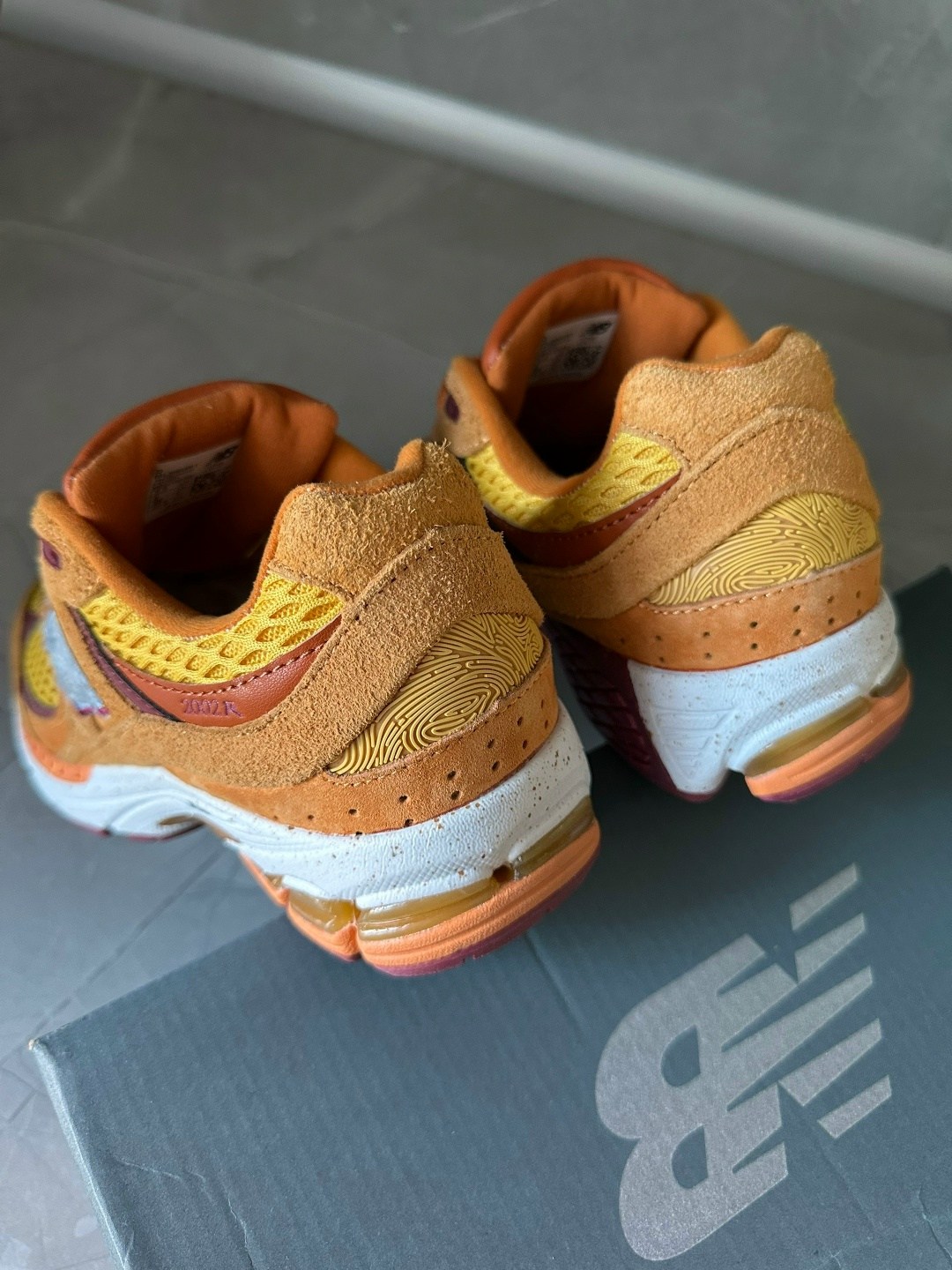 new balance 2002r salehe bembury,new balance 2002r оранжевые,кроссовки new balance,кроссовки new balance 2002,кроссовки new balance 2002 r