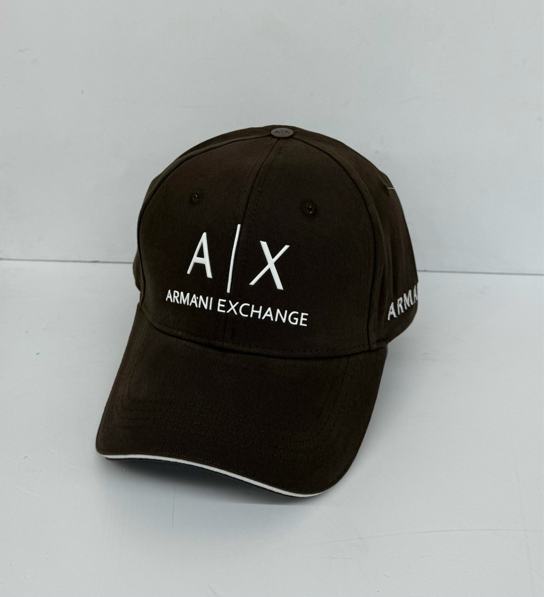 мужская бейсболка armani exchange,бейсболка armani exchange,armani exchange кепка,кепка бейсболка унисекс armani exchange,бейсболка премиум класса armani armani exchange цвет синий