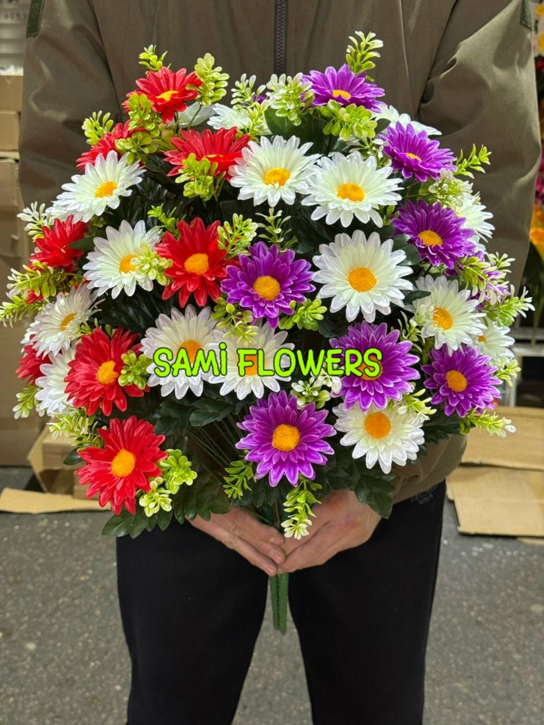 цветок искусственная,букет,цветами,букет ромашек,корзина ритуальная из искусственных цветов "герберы виолет"