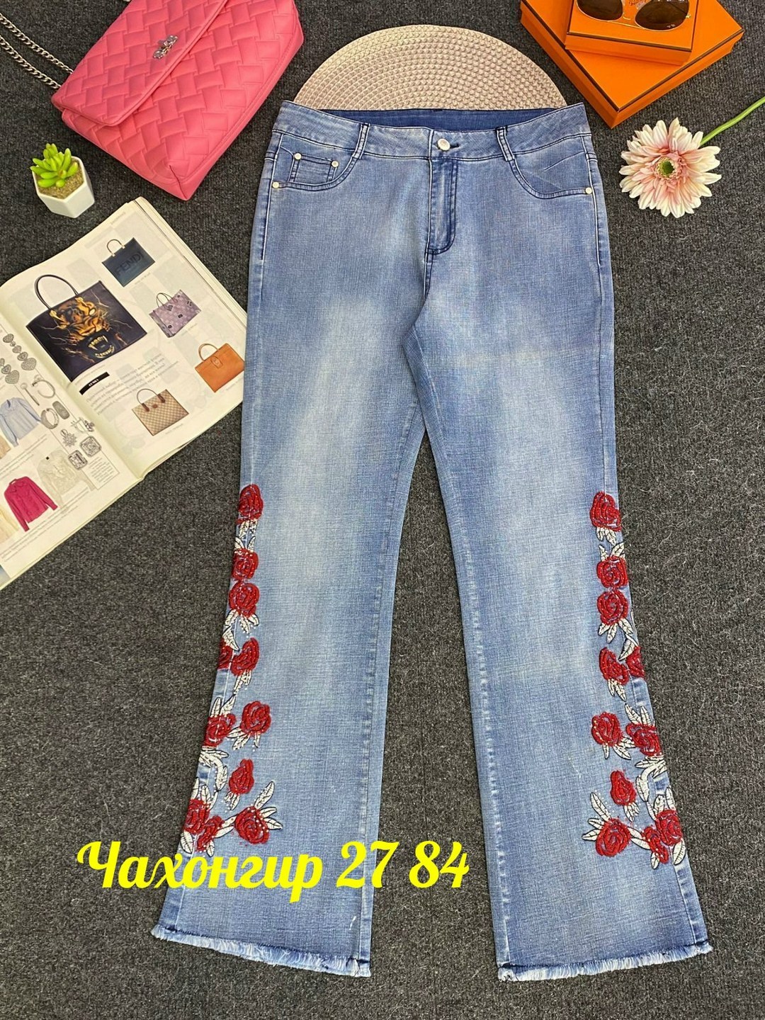 джинсы с вышивкой,женские джинсы,джинсы с вышивкой женские,джинсы с вышивкой женские широкие,джинсы дольче габбана женские оригинал