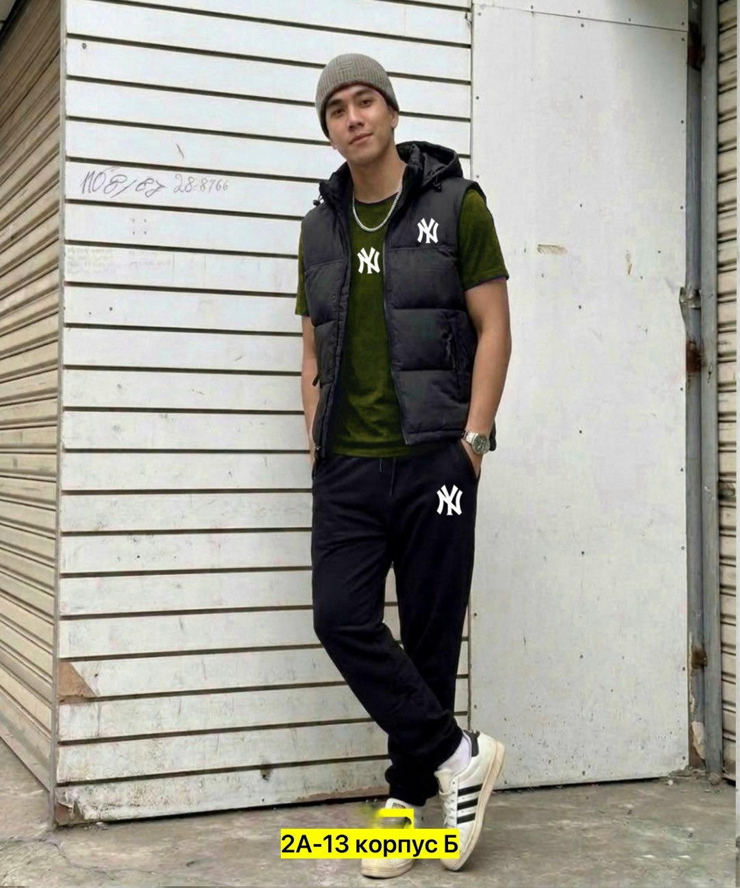 костюм мужской спортивный,костюм для мужчин,спортивный костюм с жилеткой мужской,спорт костюм тройка мужской,спортивный костюм тройка с жилеткой