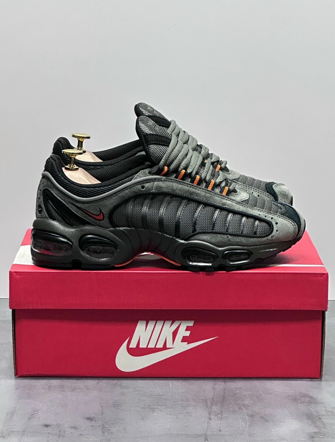 кроссовки nike air max tailwind iv se,кроссовки nike air max tailwind 4,nike air max tailwind 4,nike air max tailwind iv,мужские кроссовки nike air max tailwind iv se