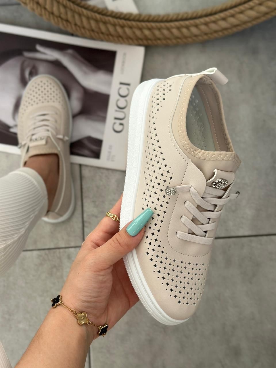 ,кроссовки женскиe, женская,кеды кожаные с перфорацией,кеды кроссовки