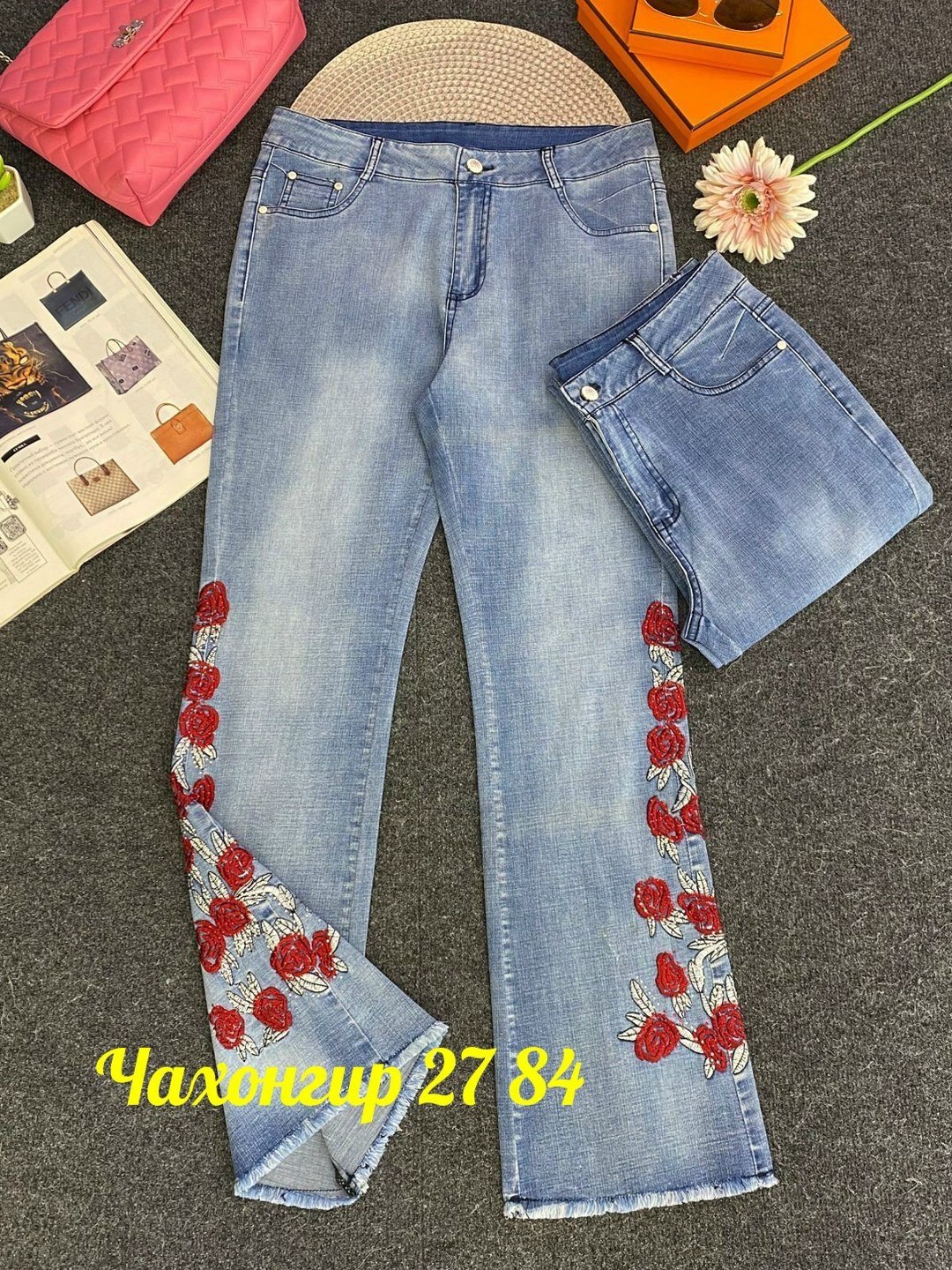 джинсы с вышивкой,женские джинсы,джинсы с вышивкой женские,джинсы с вышивкой женские широкие,джинсы дольче габбана женские оригинал