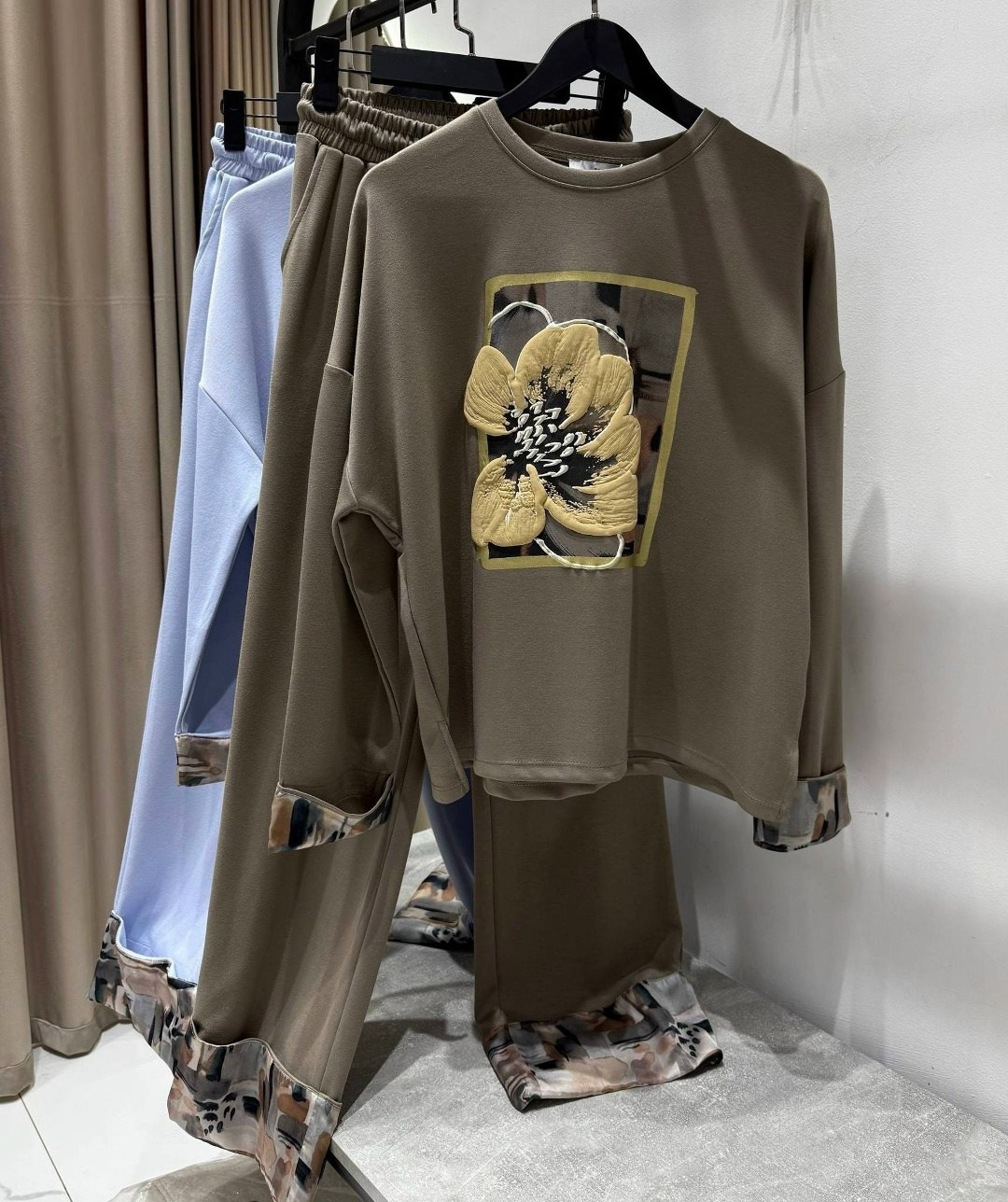 стильные костюмы,костюм с брюками,спортивный костюм женский,спортивный костюм,женские костюмы