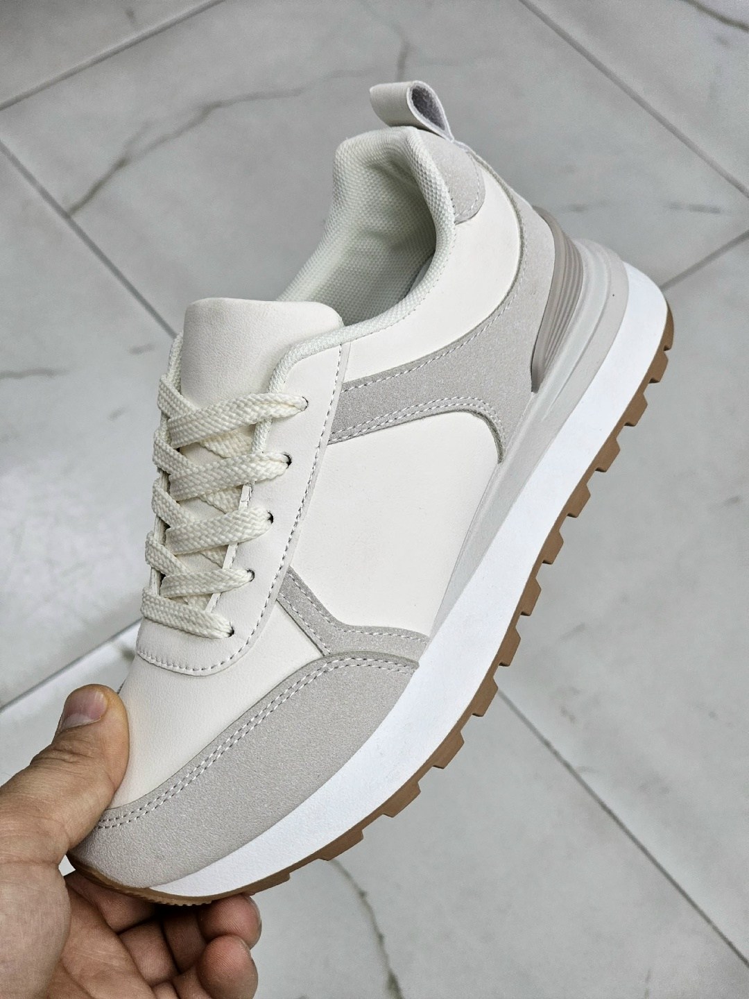 кроссовки женскиe,кроссовки для женщин,,кроссовки модные,кроссовки эко