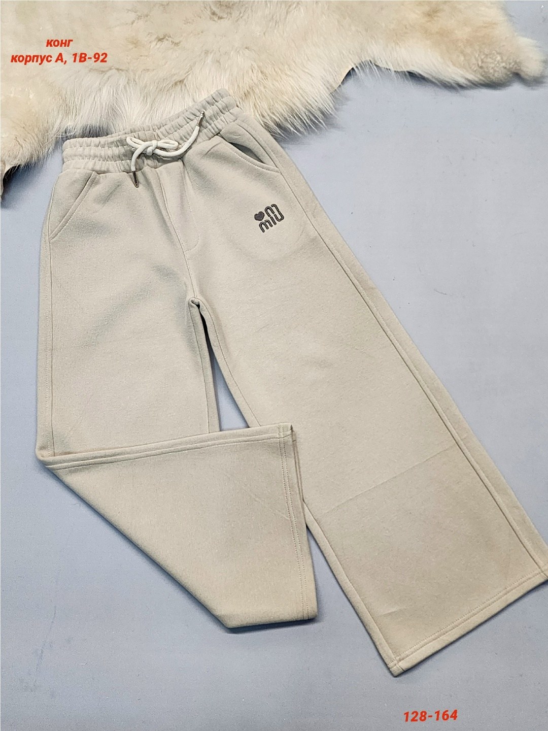 брюки хлопковые,спортивные брюки,одежда брюки,широкие брюки,штаны бежевые