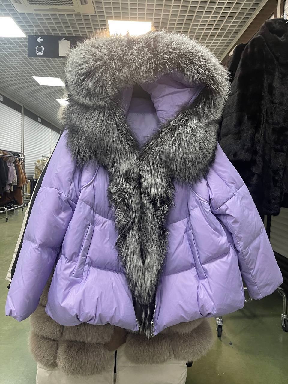 куртка пуховик меж лиса чернобурка,пуховик с натуральным мехом,женский пуховик,пуховик оверсайз,пуховик с чернобуркой