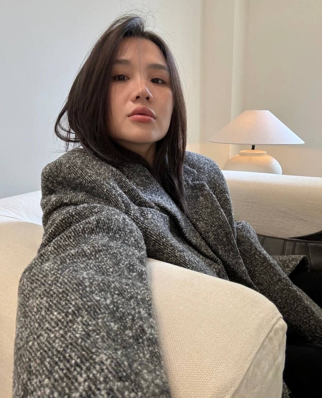 шерстяное пальто,стиль одежды,пальто пиджак,серое пальто,полупальто