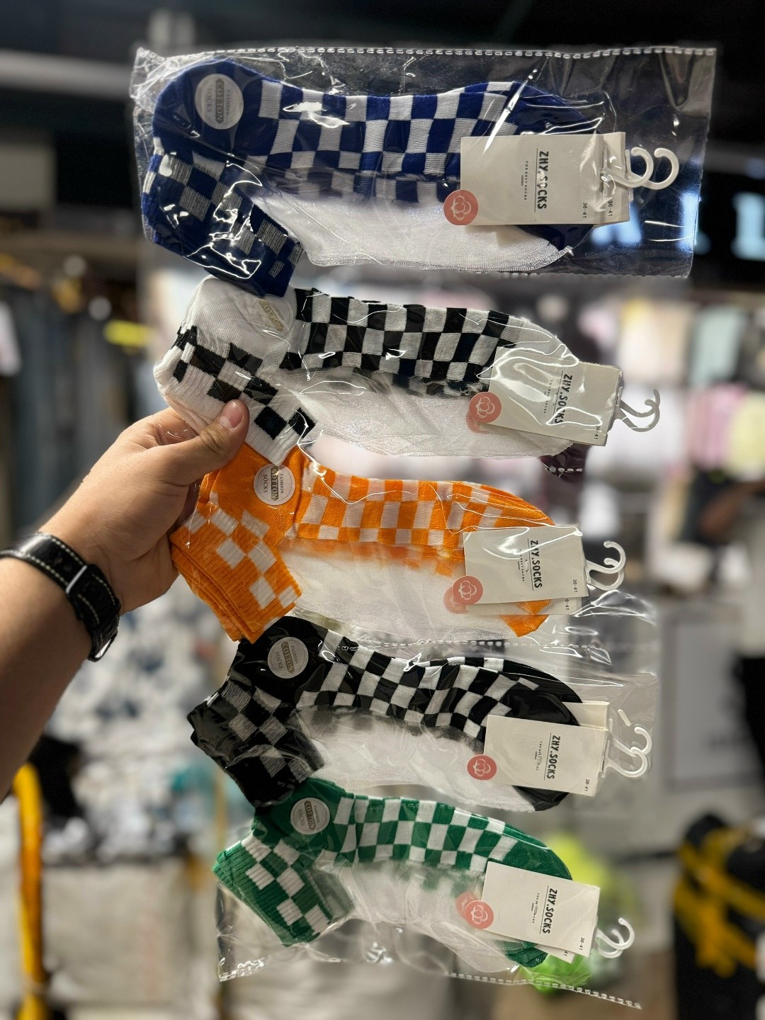 шахматные носки,модные носки,носки в клетку,длинные носки,дизайнерские носки