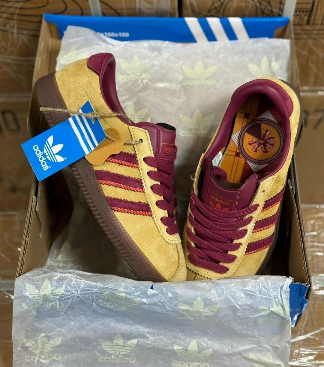кроссовки adidas warszawa spezial 'noble maroon',кроссовки adidas warszawa spezial 'noble maroon' красный,кроссовки adidas,adidas spezial warszawa,адидас варшава