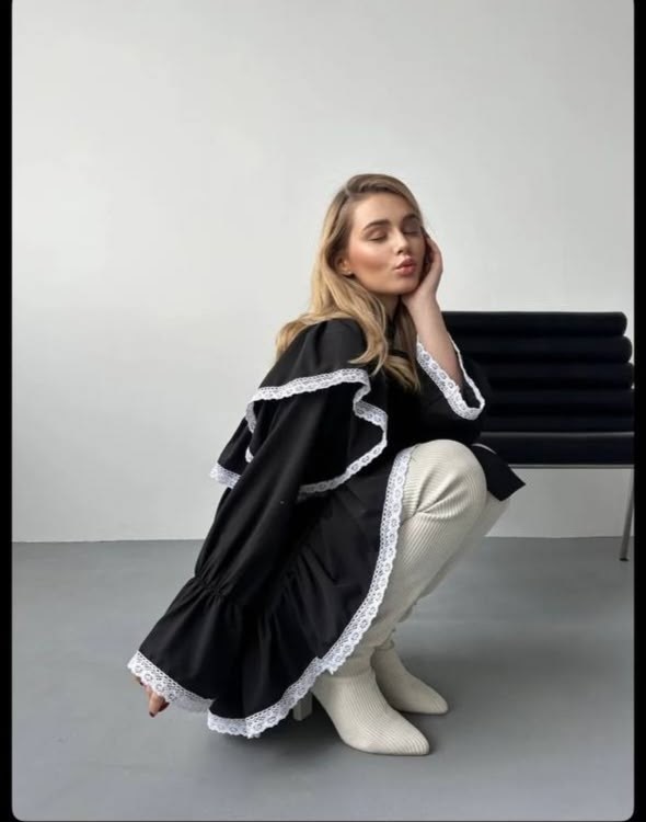 черное платье с рюшами,платье с белым кружевом,черное платье с белыми рюшами,платье с рюшами,платье свободного кроя