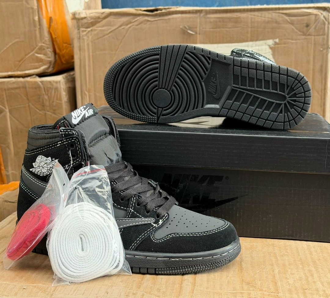 кроссовки nike travis scott x air jordan 1 high black phantom,кроссовки nike air jordan 1 retro high og зимние,nike travis scott x air jordan 1 high black phantom,nike air jordan 1 og "black/phantom"