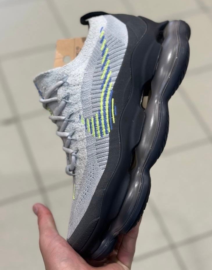 nike air max scorpion,nike air max scorpion flyknit,nike air max scorpion flyknit wolf grey volt,nike air max scorpion fk,кроссовки