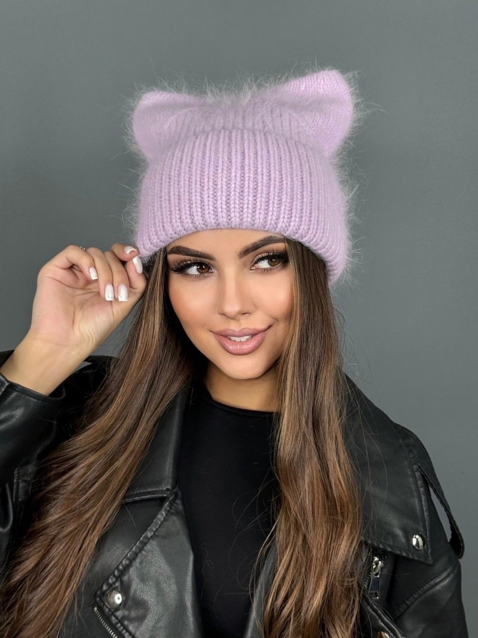 женская вязанная шапка ангора с ушками и подворотом голубая,шапка с ушками ангора,шапка ангорка с ушами,шапка с ушками ангора цвет голубой,женская вязанная шапка ангора с ушками и подворотом серый