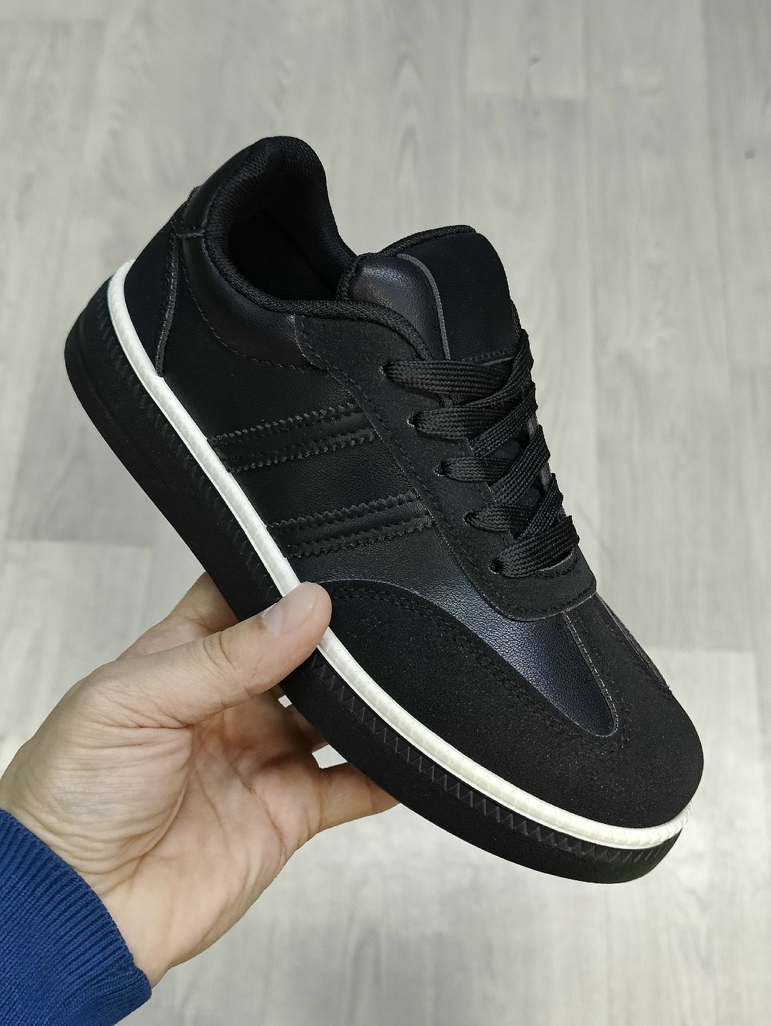 ,женские кроссовки,повседневные кроссовки,спортивная ,кеды классические