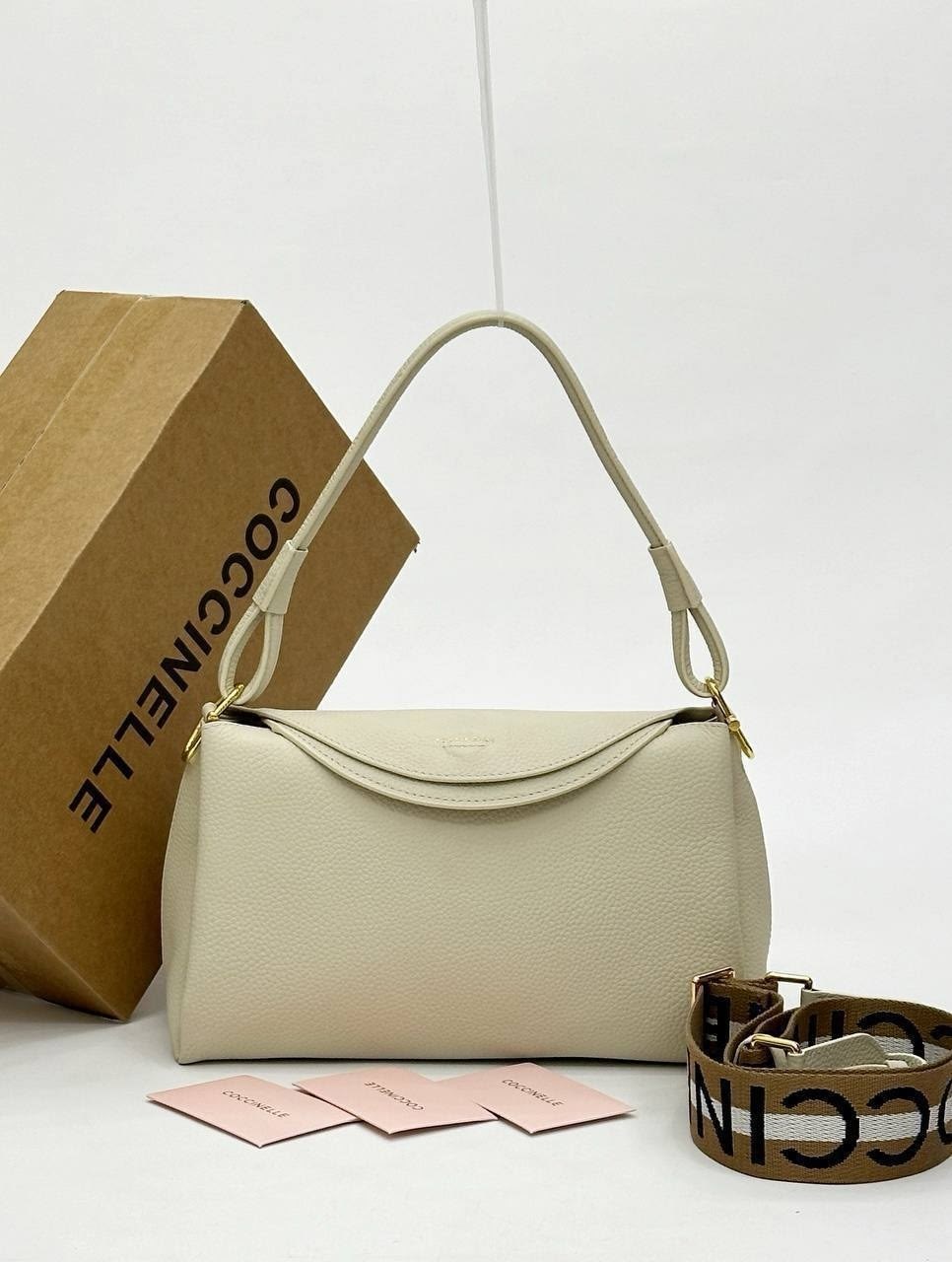 стильная сумочка,женская брендовая сумка,сумка женская coccinelle,сумка coccinelle,брендовая через плечо шоппер сумка багет