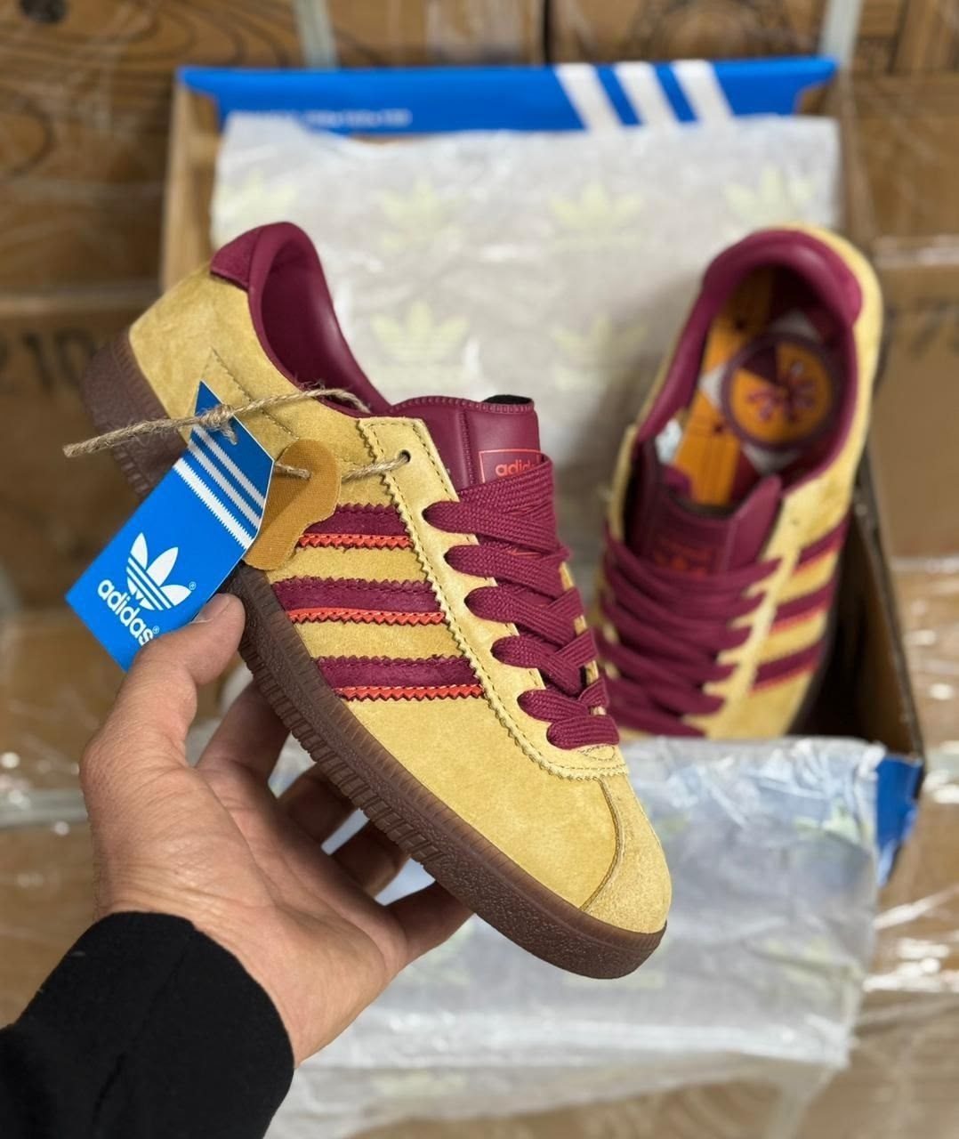 кроссовки adidas warszawa spezial 'noble maroon',кроссовки adidas warszawa spezial 'noble maroon' красный,кроссовки adidas,adidas spezial warszawa,адидас варшава