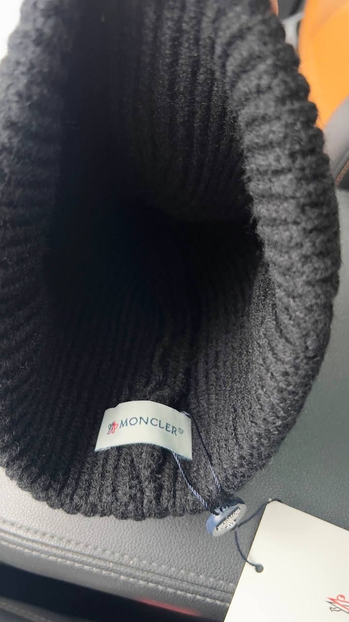 moncler шапка,шапка moncler черный,шапка moncler мужская,шапка монклер мужская,шапка moncler черная с надписью