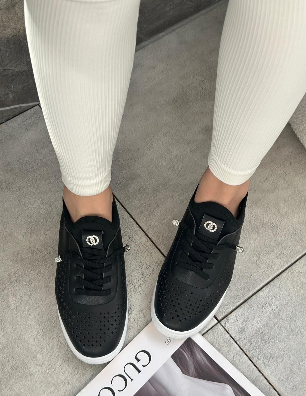 ,кроссовки женскиe, женская,кеды кожаные с перфорацией,кеды кроссовки