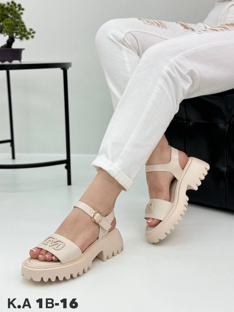 босоножки бежевые на платформе,босоножки женские,,летняя босоножки женская,модные босоножки