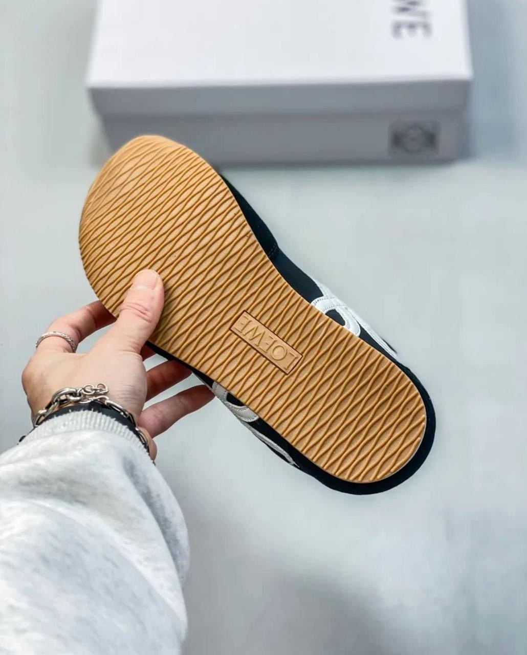 кроссовки,кроссовки loewe,кроссовки женскиe,низкие кроссовки,спортивная