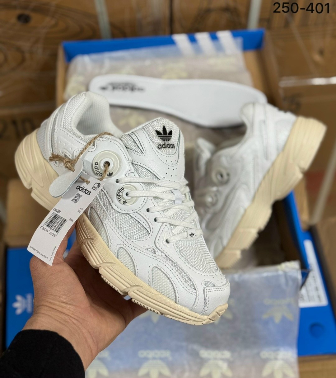 кроссовки adidas,кроссовки женские adidas astir,adidas кроссовки женские,кроссовки мужские женские adidas,кроссовки