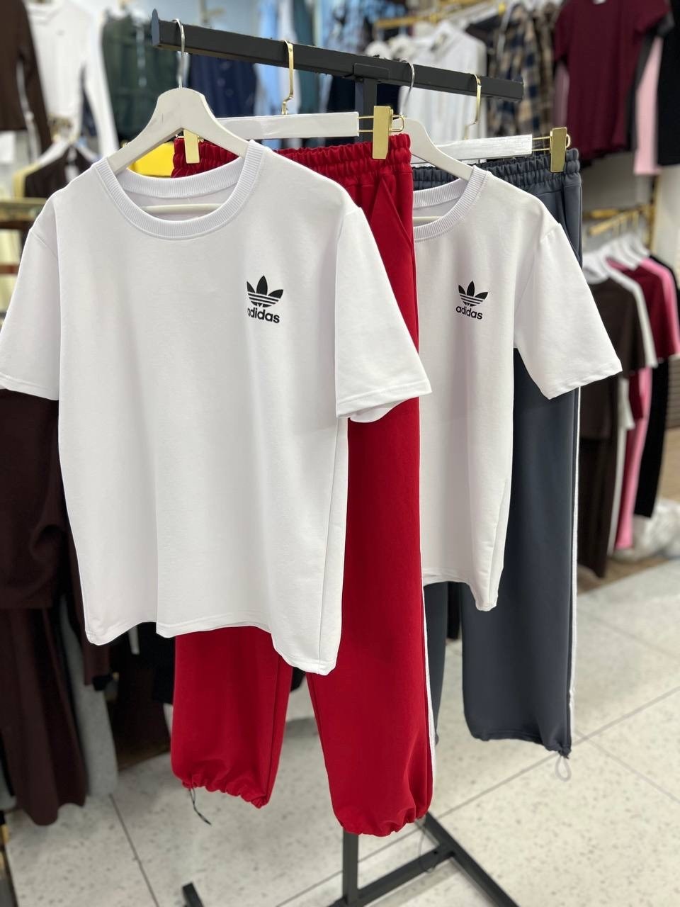 спортивный костюм для девушек,спортивные штаны,спортивные женские штаны,спортивный костюм женский adidas,костюм спортивный женский