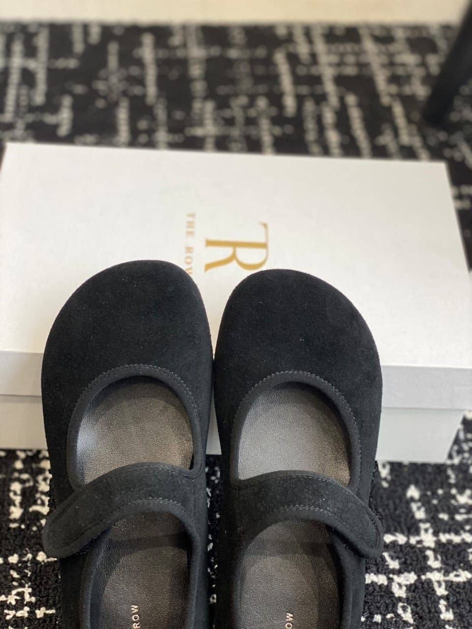 туфли на плоской подошве,,туфли мэри джейн из натуральной замши для девочек,замшевые балетки,туфли на липучке