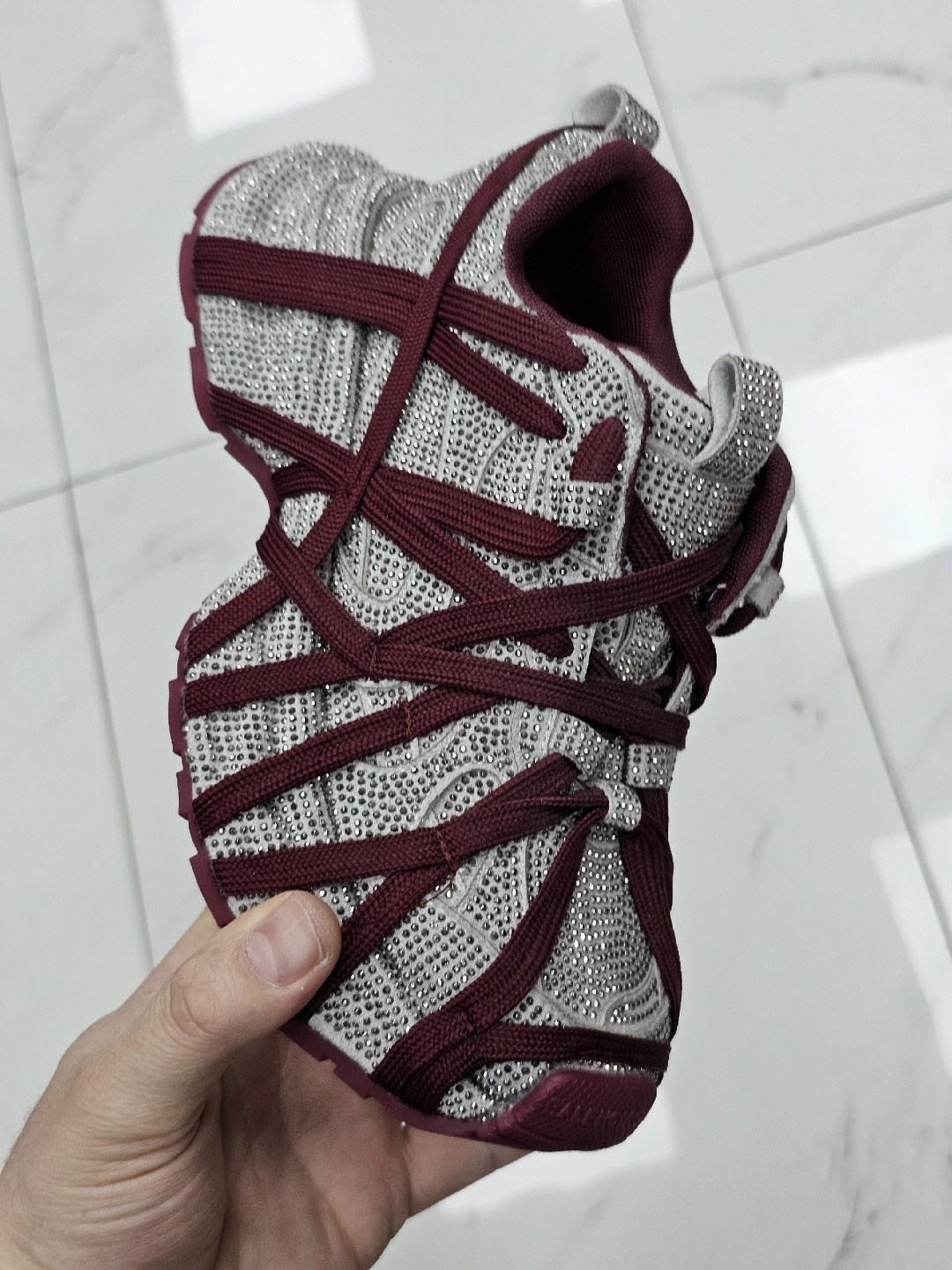 кроссовки женские balenciaga,женские кроссовки,кроссовки balenciaga,кроссовки balenciaga блестящие со стразами,блестящие кроссовки