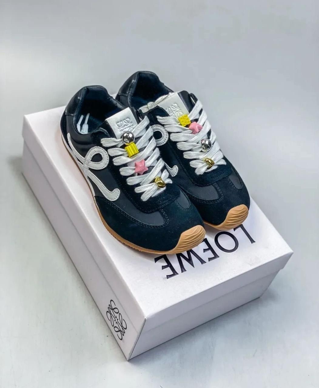 кроссовки,кроссовки loewe,кроссовки женскиe,низкие кроссовки,спортивная