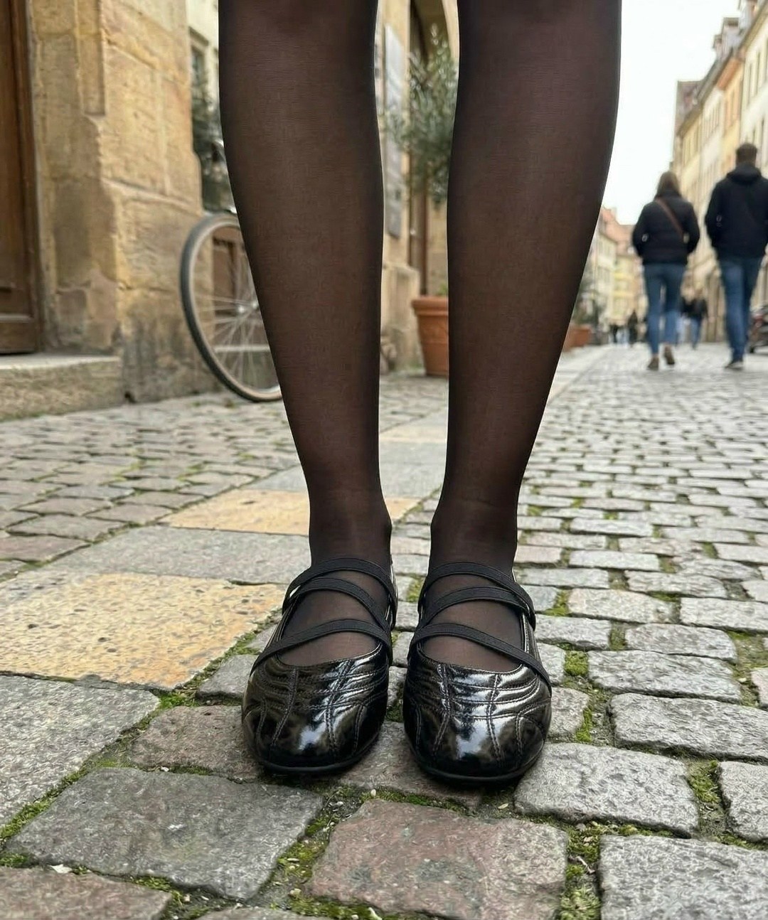 черные балетки,балетки,балетки с ремешками,женские балетки,туфли балетки