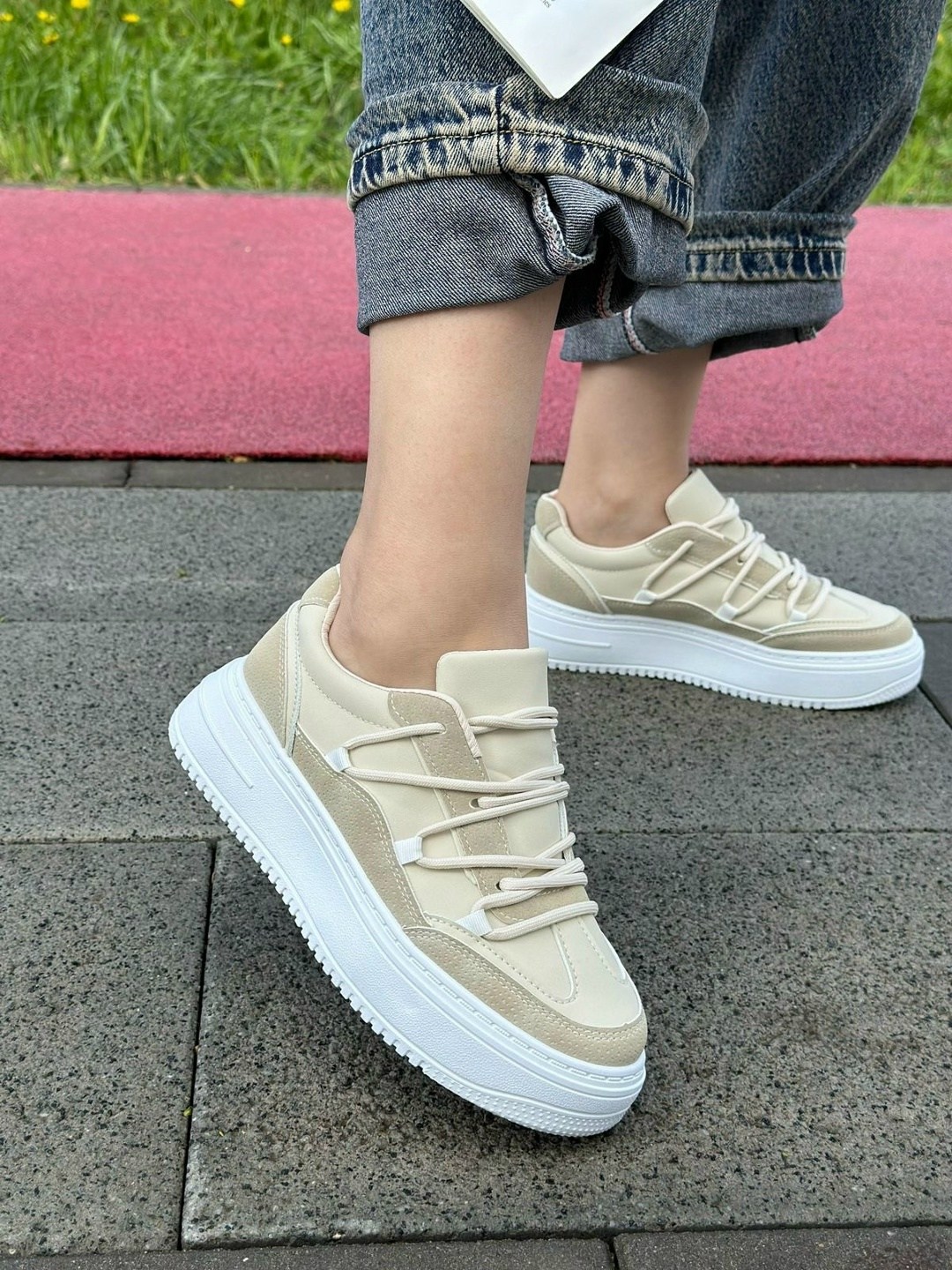 ,кеды женски, женская,кроссовки женские,бежевые кроссовки