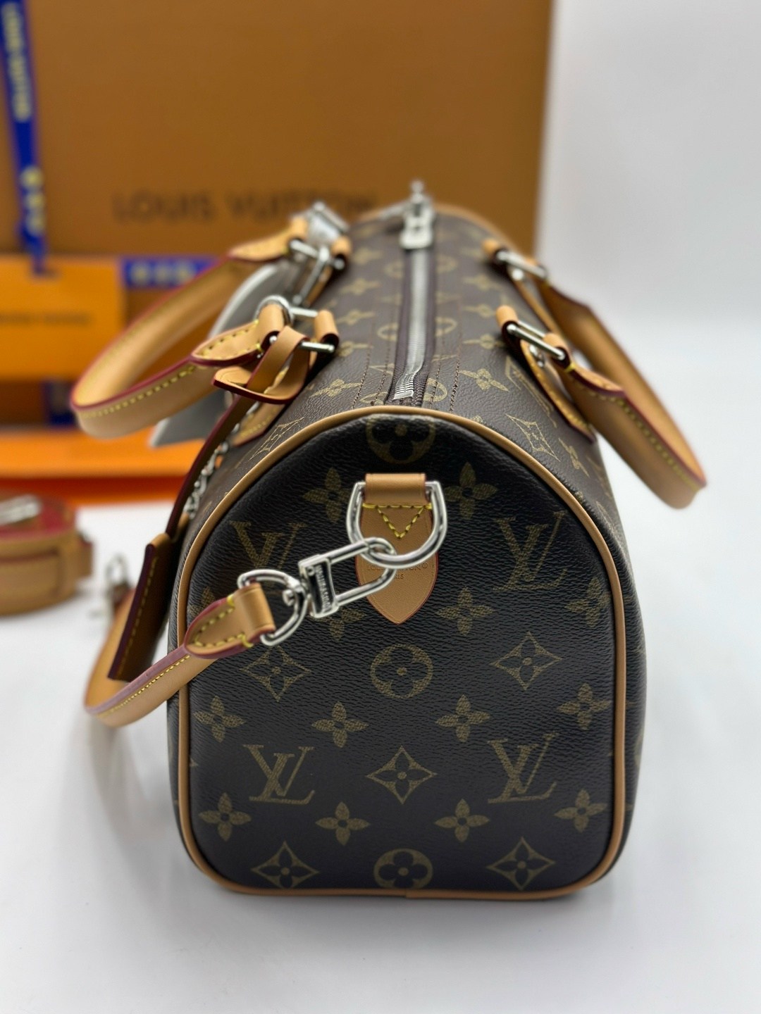 сумка женская louis vuitton,сумка louis vuitton,louis vuitton сумка на плечо,сумка коричневая женская в стиле louis vuitton,louis vuitton сумка дорожная