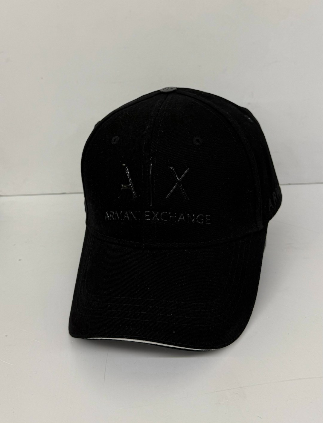 мужская бейсболка armani exchange,бейсболка armani exchange,armani exchange кепка,кепка бейсболка унисекс armani exchange,бейсболка премиум класса armani armani exchange цвет синий