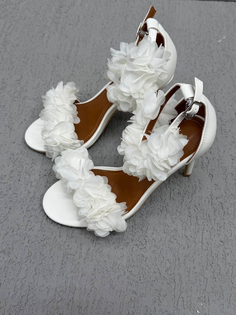женские босоножки,босоножки открытые,модные босоножки,свадебные босоножки,босоножки с воланами