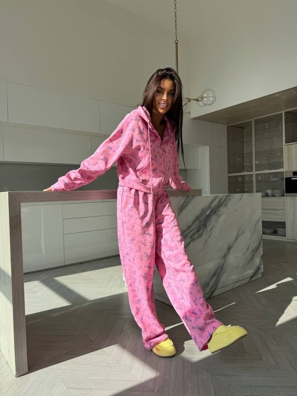 костюм женский спортивный,стильные костюмы,костюм с брюками модный,костюм модный,костюм женский