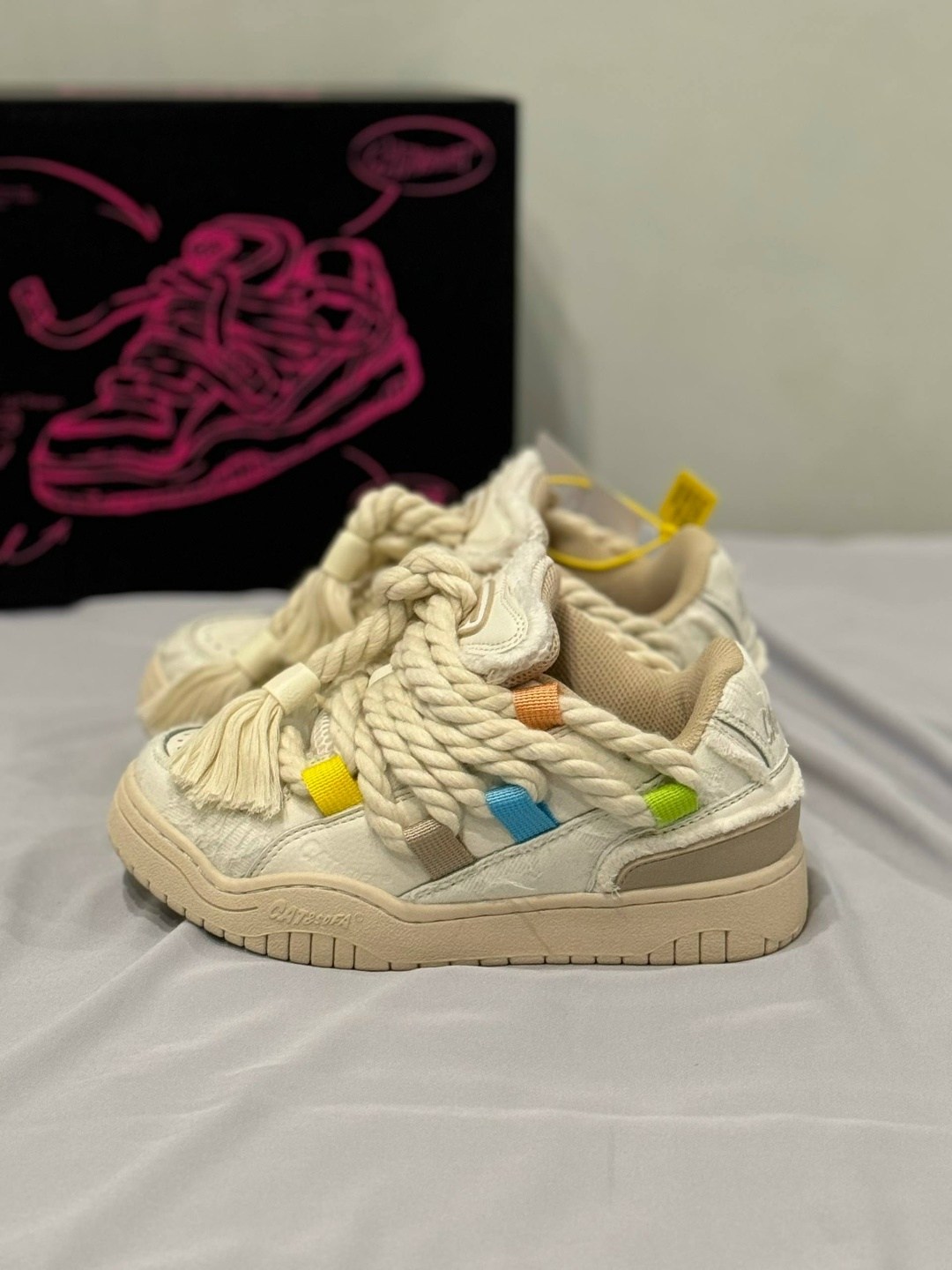 ,кроссовки дутыши,дутые кроссовки,кроссовки,женские кроссовки