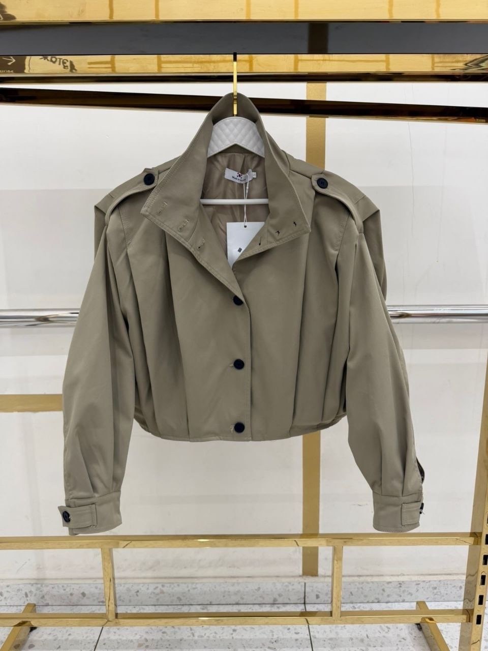 повседневная куртка,куртка модная,короткая куртка,куртка женская,куртка