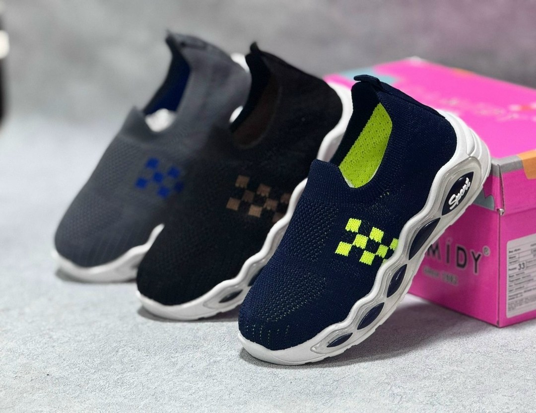 детские кроссовки,спортивная ,кроссовки мальчику,кроссовки,спортивные кроссовки