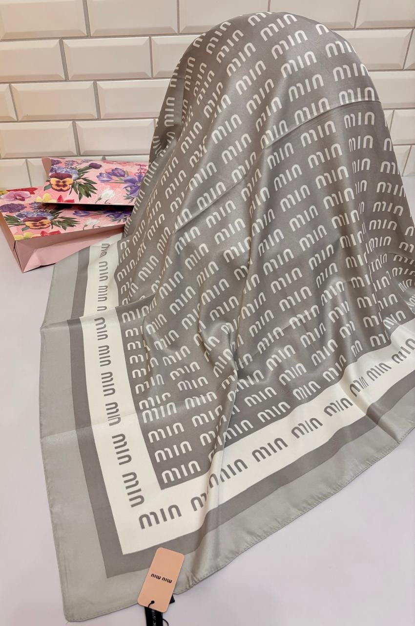 женский платок,брендовый платок,шарфы и платки,шарфы для женщин,платки диор