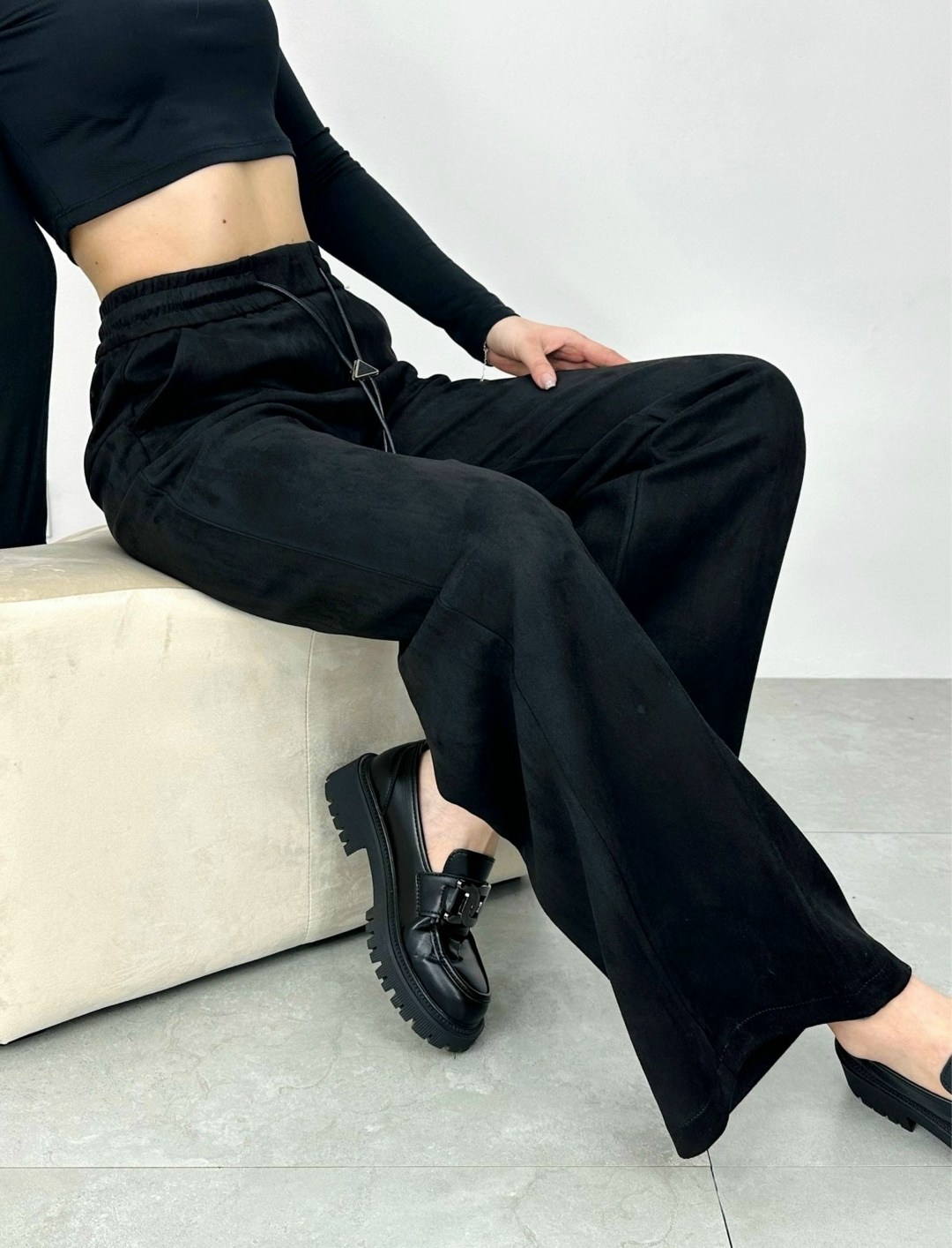 брюки коричневые микровельвет shinelbrend,женские вельветовые брюки с высокой талией maillard,брюки классические,женские вельветовые плотные брюки,замшевые брюки