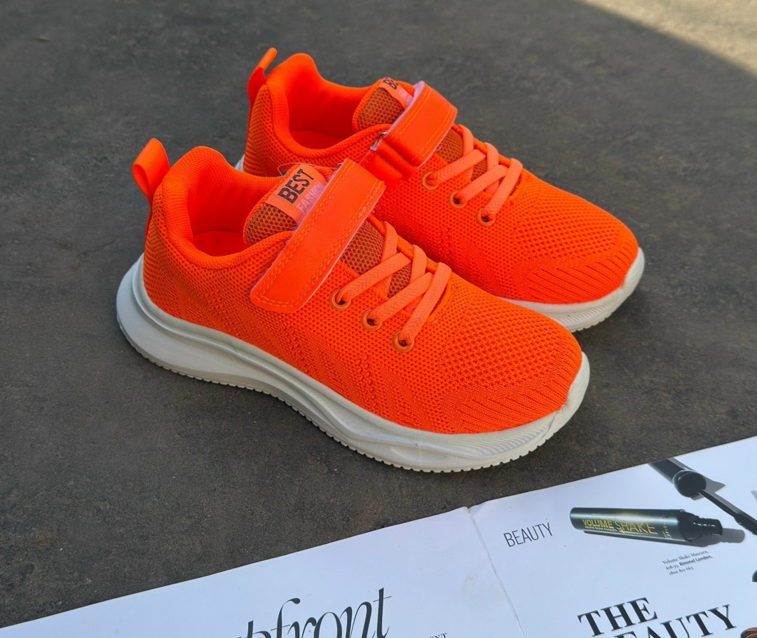 детские кроссовки,кроссовка детская,кроссовки салатовые детские,кроссовки яркие,кроссовки