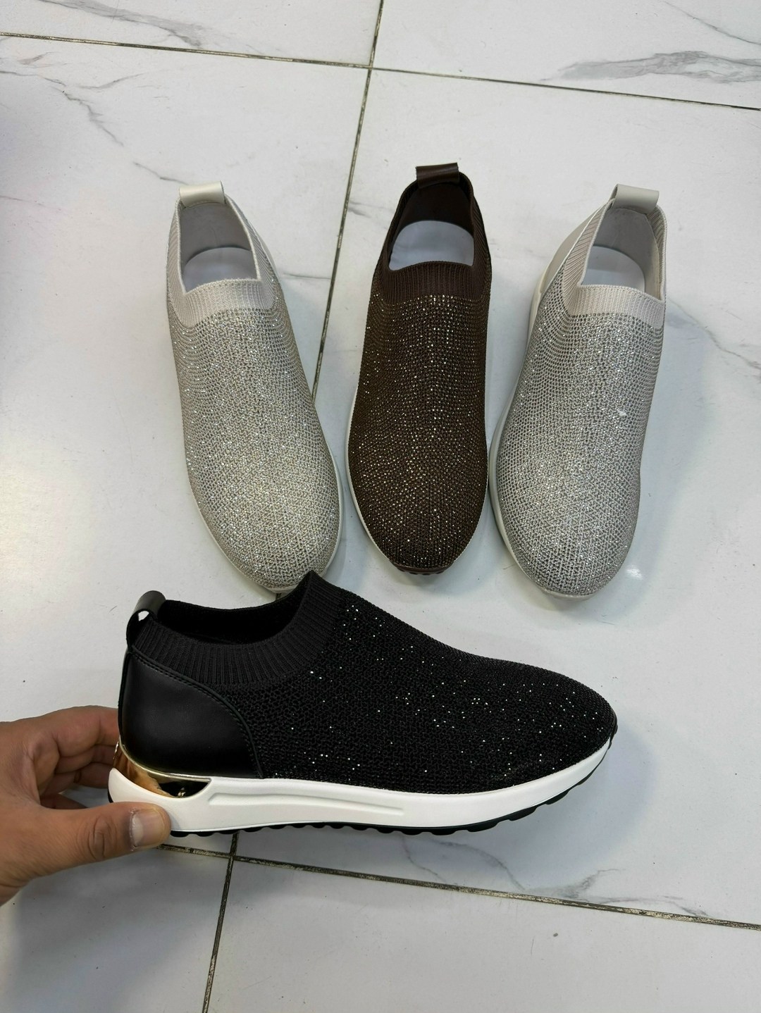 ,кроссовки женскиe,женская ,спортивная ,кроссовки со стразами