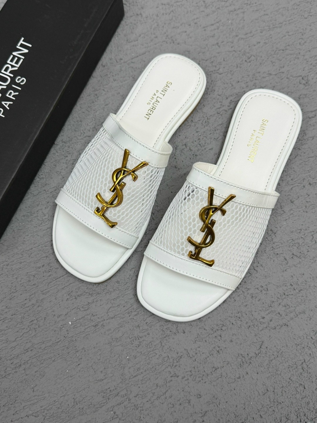 шлепки ив сен лоран,,босоножки yves saint laurent,шлепанцы женские,босоножки ysl